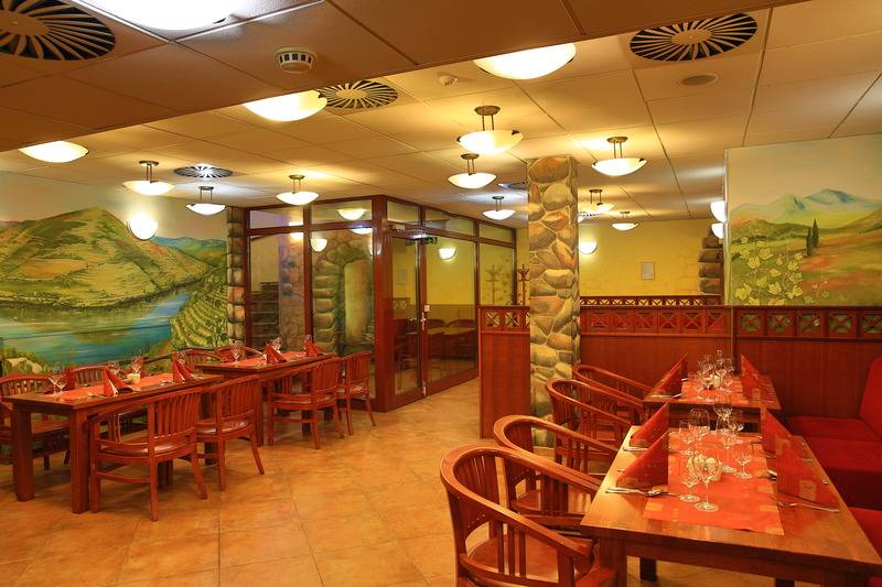 Primavera Hotel & Congress Centre