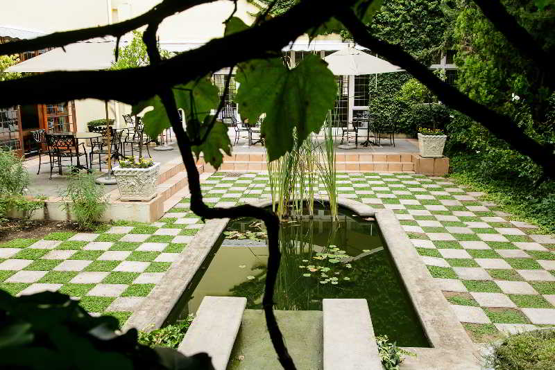 Queens Hotel By Bon Hotels