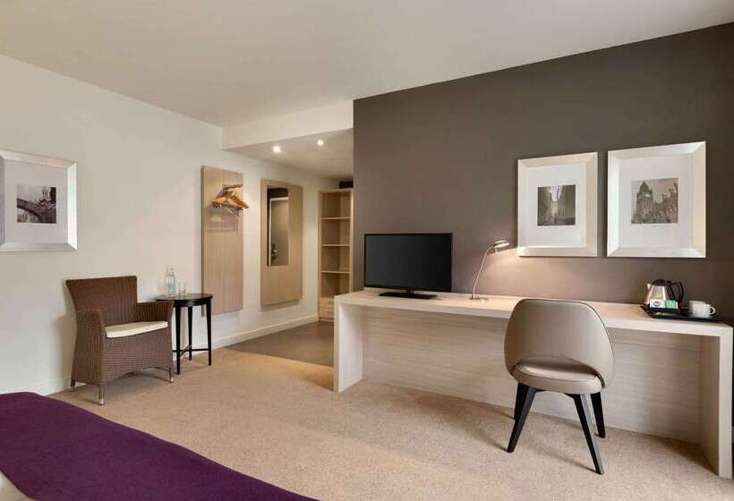 Отель Ramada By Wyndham München Airport