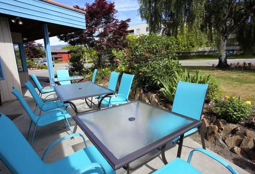 ホテル Recreation Inn And Suites