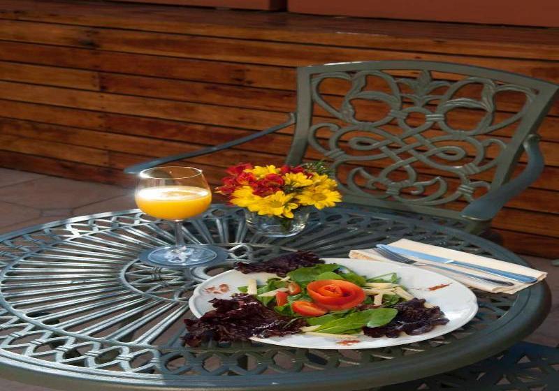 هتل Reino del Plata