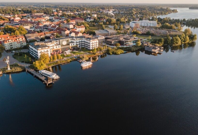 هتل Resort Mark Brandenburg & Fontane Therme