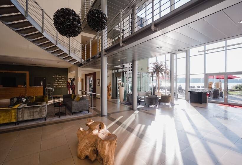 هتل Resort Mark Brandenburg & Fontane Therme