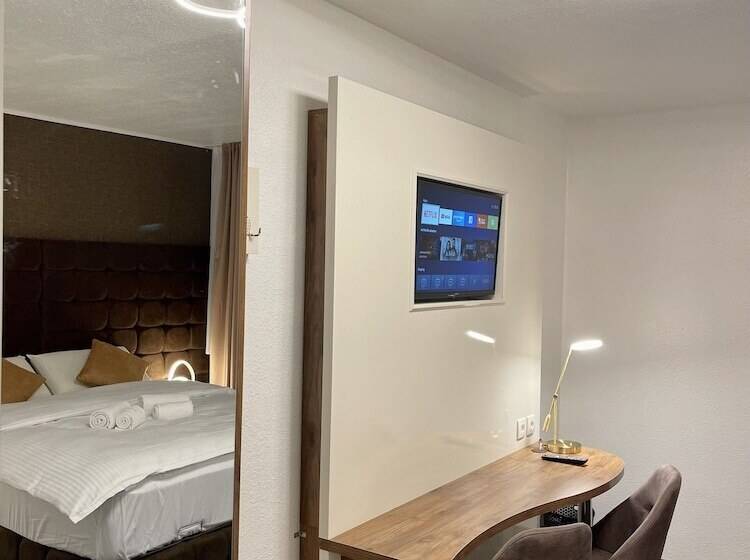 בית מלון כפרי Rüttenscheider Stern