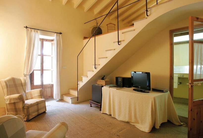 Сельский отель Pula Golf Resort