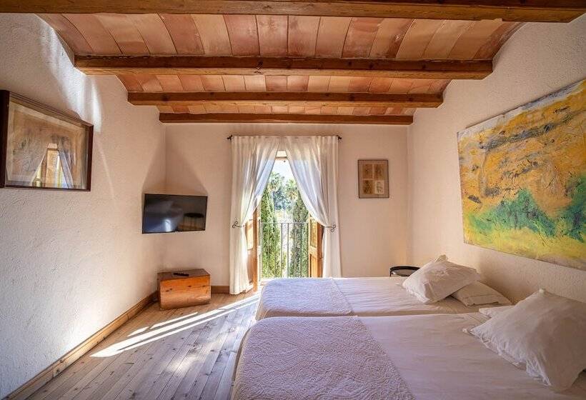 Сельский отель Pula Golf Resort