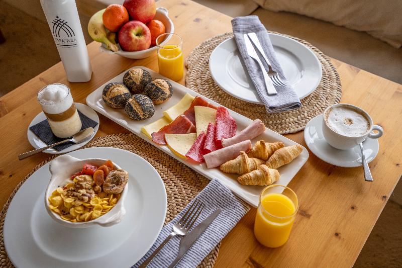 Сельский отель Pula Golf Resort