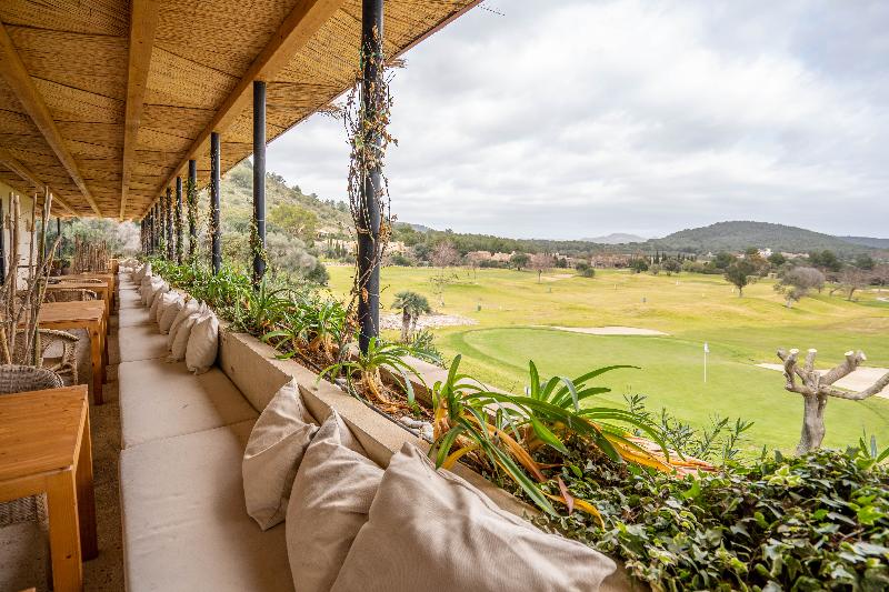 Сельский отель Pula Golf Resort