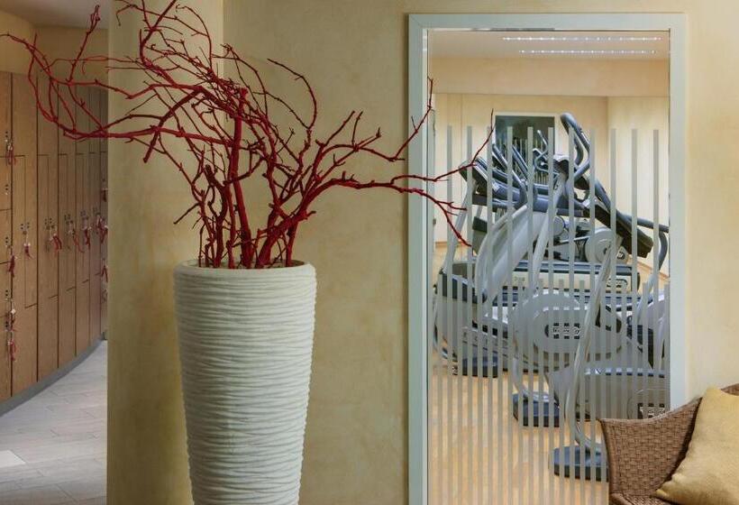 Steigenberger Hotel De Saxe