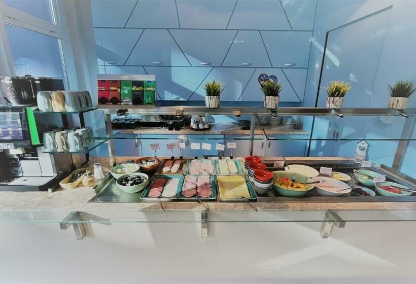 هتل Styles München Ost Messe