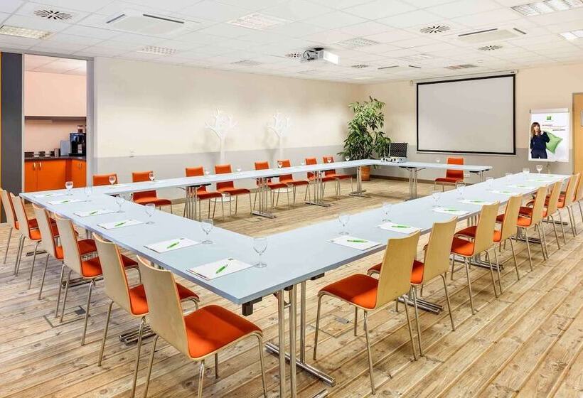 هتل Styles München Ost Messe