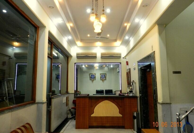 酒店 Tara Palace Chandni Chowk