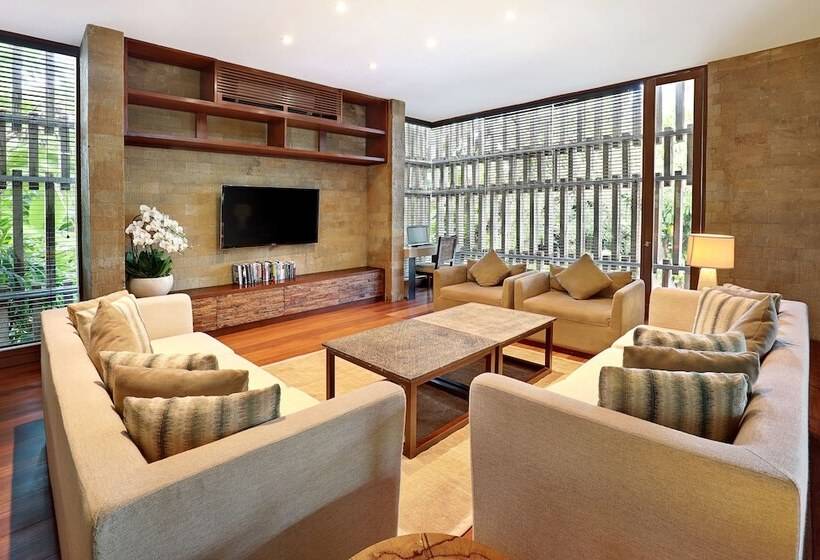 Отель The Elysian Boutique Villa