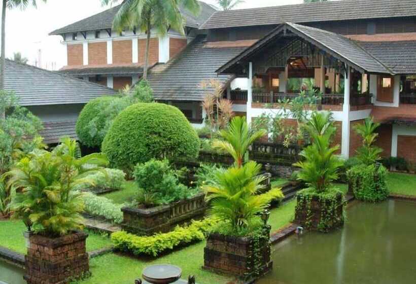 Отель The Raviz Kadavu