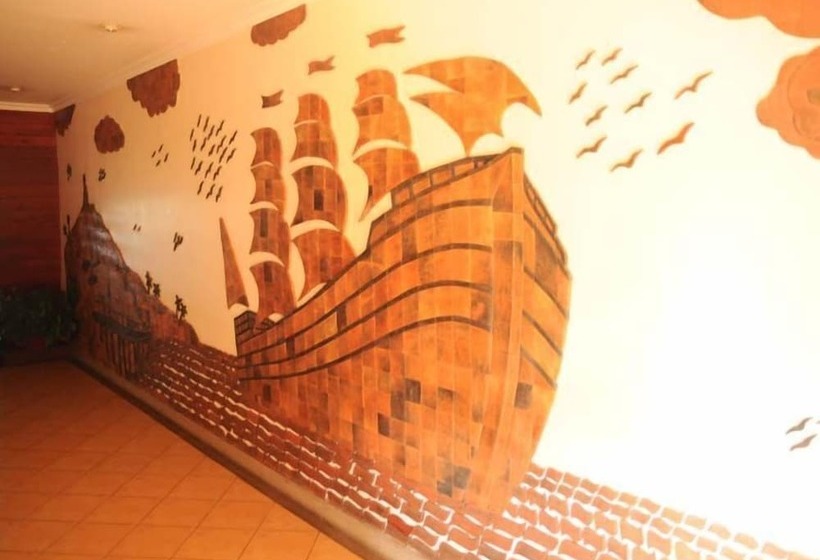 Отель The Raviz Kadavu