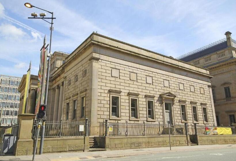 호텔 Travelodge Manchester Sportcity