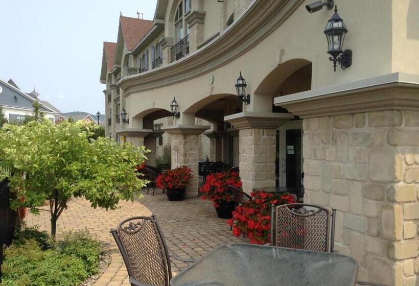 فندق Vallea Bromont