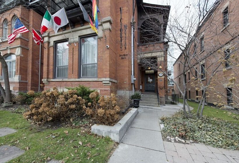 בית מלון כפרי Victoria's Mansion Guest House