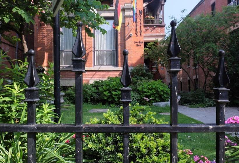 בית מלון כפרי Victoria's Mansion Guest House