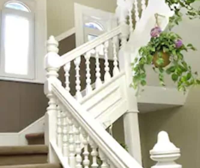 בית מלון כפרי Victoria's Mansion Guest House