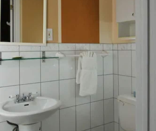 בית מלון כפרי Victoria's Mansion Guest House