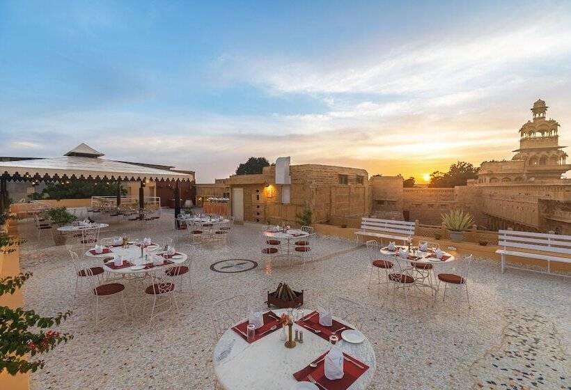 هتل Welcomheritage Mandir Palace