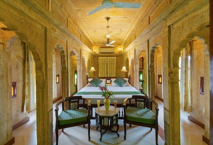 هتل Welcomheritage Mandir Palace