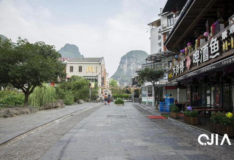 Отель West Street