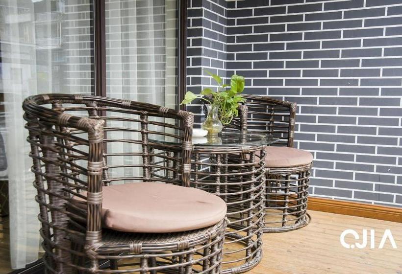 Отель West Street