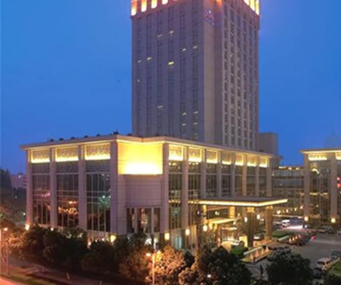 فندق Wyndham Grand Plaza Royale Ningbo