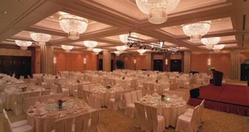 ホテル Wyndham Grand Plaza Royale Ningbo