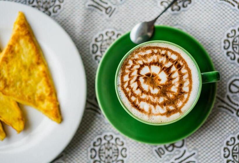 فندق Yangshuo River View