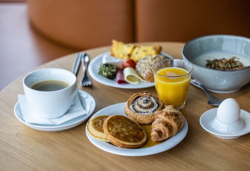 Airport Hotel, Billund