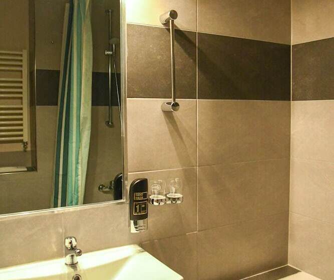 فندق Zum Weissen Ross