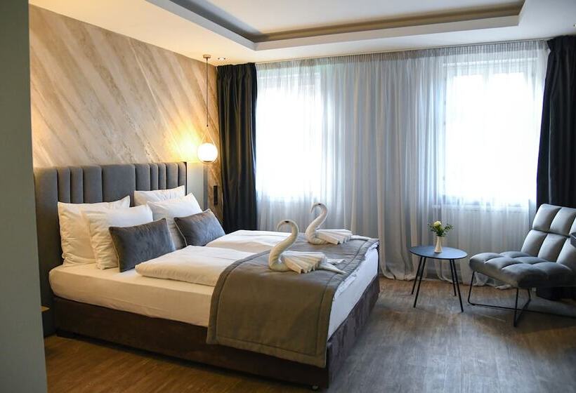 فندق Zum Weissen Ross