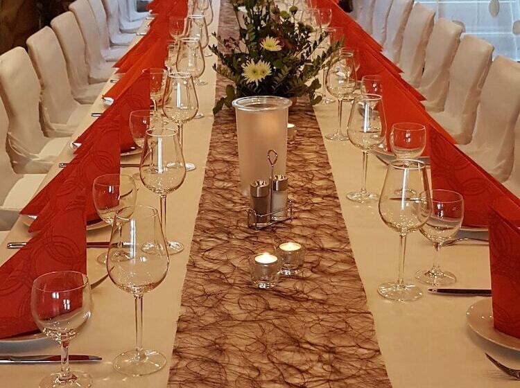 فندق Zum Weissen Ross