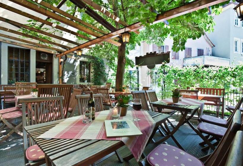 Löwen Hotel & Restaurant