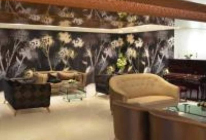 Oum Palace Hotel & Spa