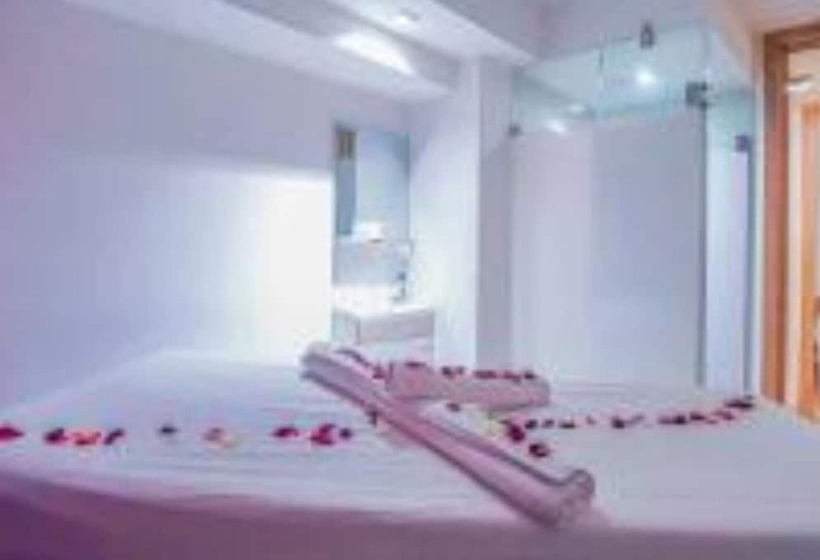 Oum Palace Hotel & Spa