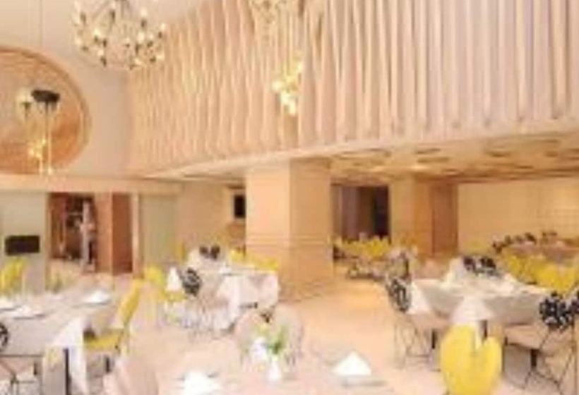 Oum Palace Hotel & Spa