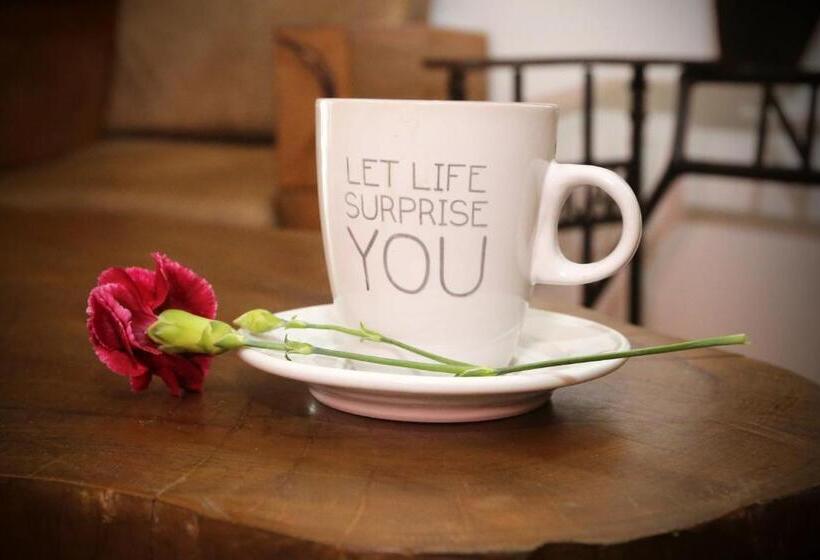 Pier Beach Hotel Apartments