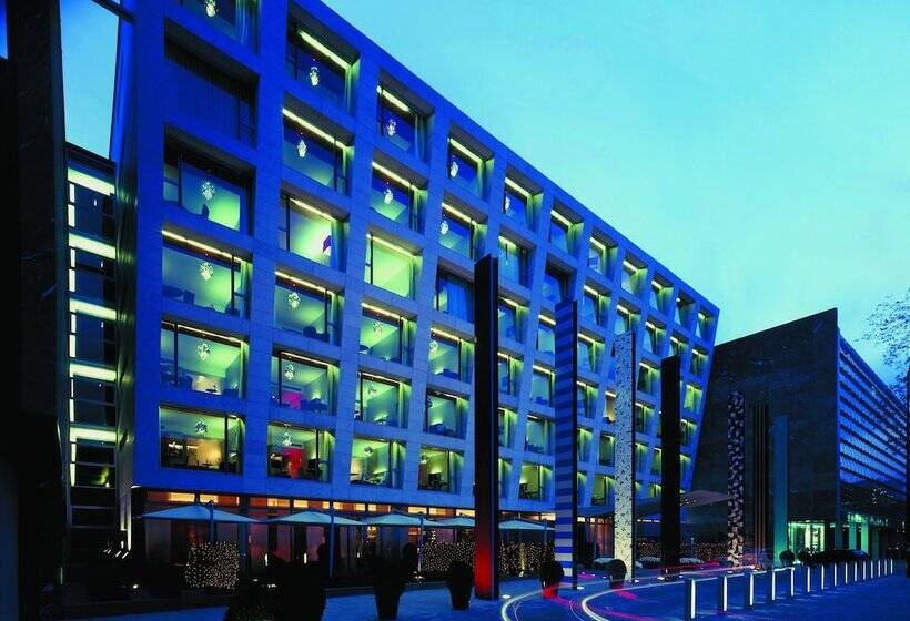 Radisson Blu Media Harbour Hotel, Düsseldorf