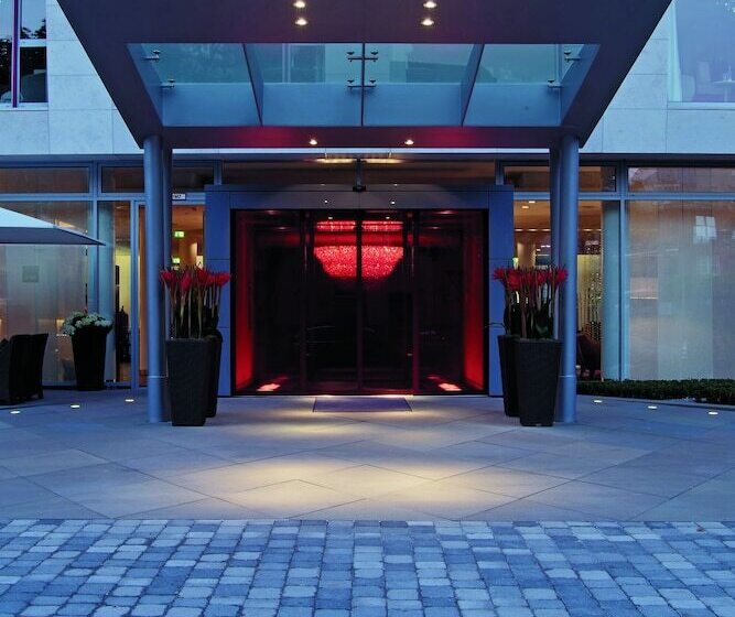 Radisson Blu Media Harbour Hotel, Düsseldorf