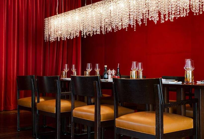 Radisson Blu Media Harbour Hotel, Düsseldorf