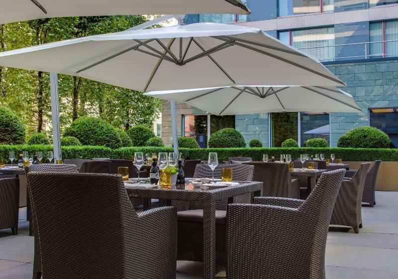 Radisson Blu Media Harbour Hotel, Düsseldorf