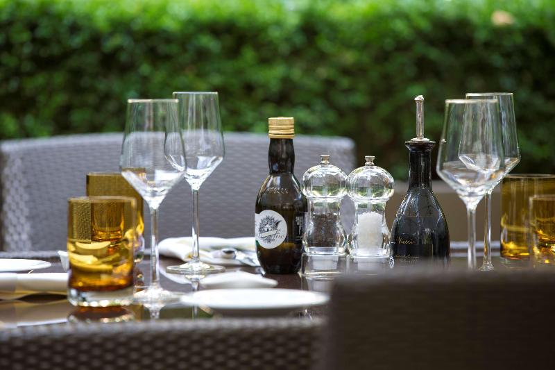 Radisson Blu Media Harbour Hotel, Düsseldorf