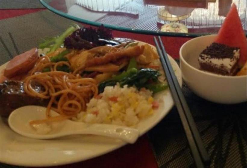 Отель The Royal Fortune