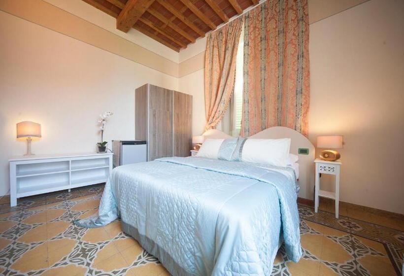 تختخواب و صبحانه Lucca Relais