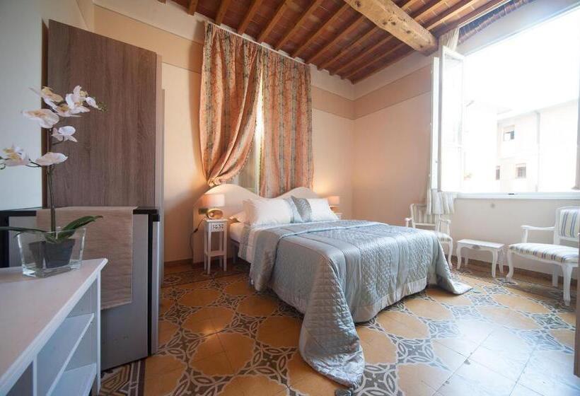 تختخواب و صبحانه Lucca Relais