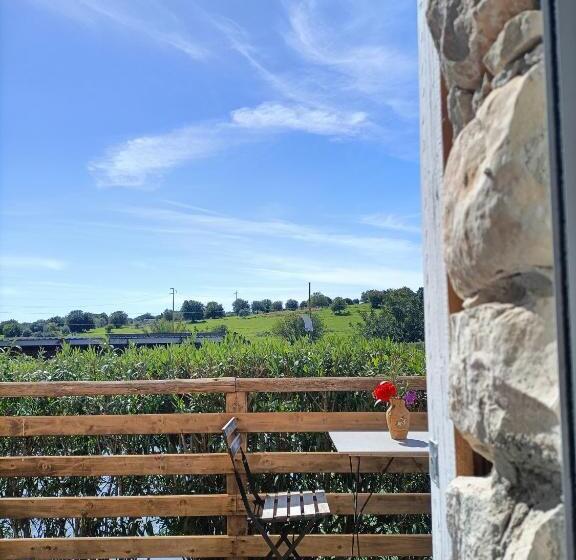 ベッドアンドブレックファースト Villa Aurea